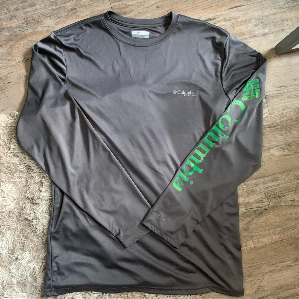 Gray Columbia Long-sleeve Tee with Green Logo